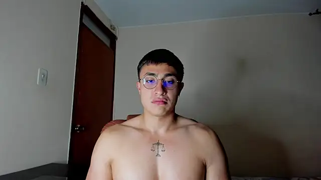 Leoknight online show from 6, 2, 2025