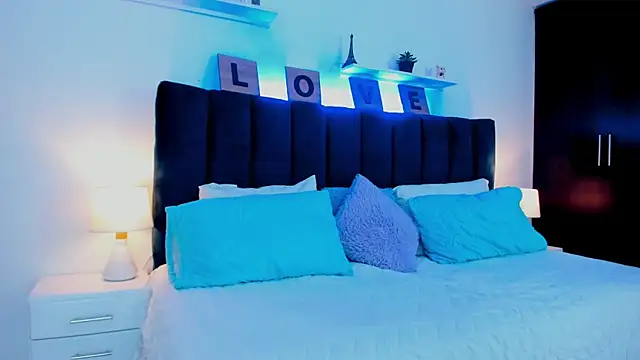 Snapshot of Mia_brunette26 chatting on 18, 1, 2025 Mia brunette26 online show from 18, 1, 2025