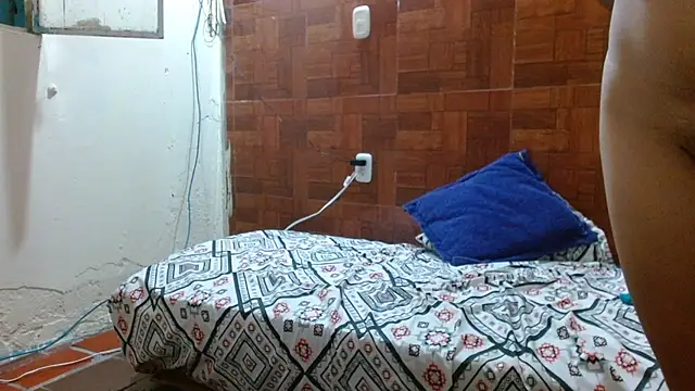 Snapshot of Mia_brunette26 chatting on 20, 2, 2025 Mia brunette26 online show from 20, 2, 2025