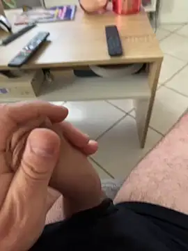 Snapshot of mj23641 chatting on 14, 11, 2025 mj23641 online show from 14, 11, 2025