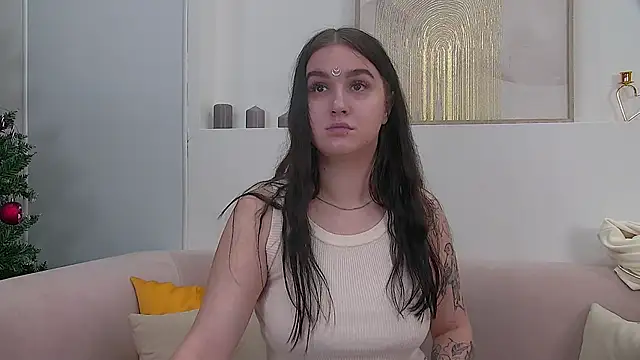 Snapshot of ChristinaMilton chatting on 31, 12, 2024 ChristinaMilton online show from 31, 12, 2024