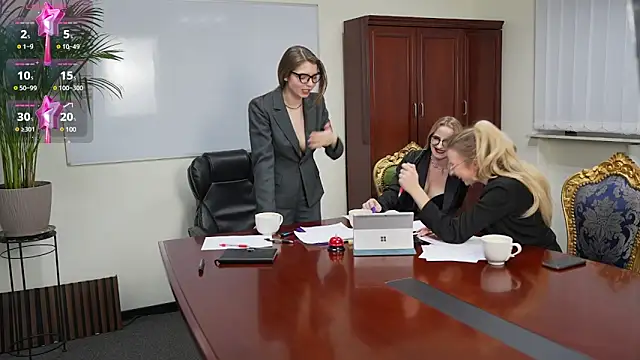 Michelle 054 online show from 28, 1, 2025