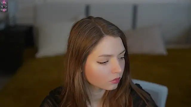 Michelle 054 online show from 3, 2, 2025