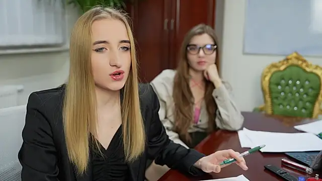 Michelle 054 online show from 8, 2, 2025