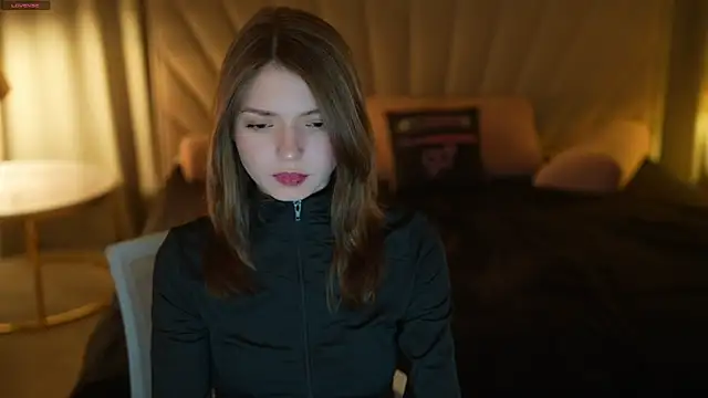 Michelle 054 online show from 15, 12, 2025