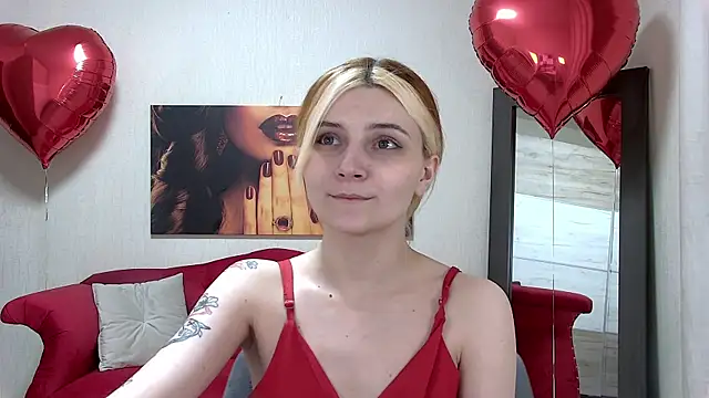 Snapshot of KellyStone chatting on 19, 2, 2025 KellyStone online show from 19, 2, 2025