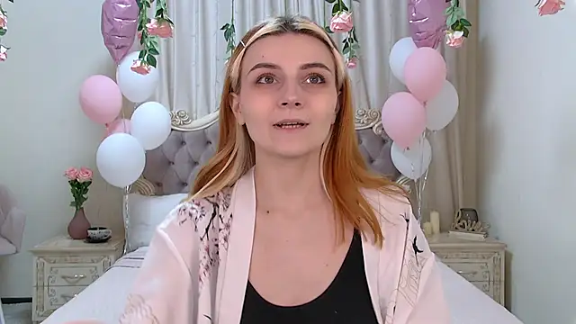 Snapshot of KellyStone chatting on 11, 3, 2025 KellyStone online show from 11, 3, 2025