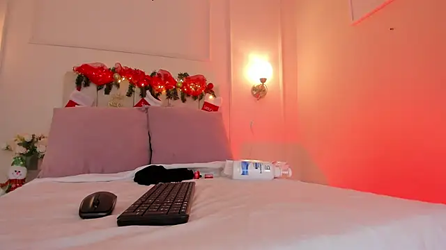 Snapshot of dani_skinny_ chatting on 4, 12, 2024 dani skinny online show from 4, 12, 2024