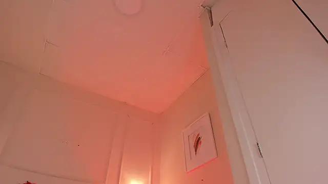 Snapshot of dani_skinny_ chatting on 24, 12, 2024 dani skinny online show from 24, 12, 2024