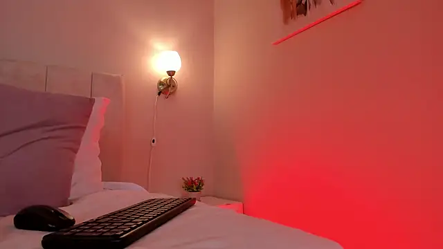 Snapshot of dani_skinny_ chatting on 20, 2, 2025 dani skinny online show from 20, 2, 2025