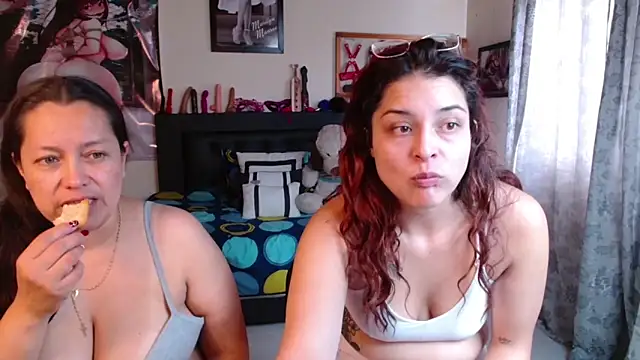 Snapshot of Marilynselxoveanalhard chatting on 26, 5, 2026 Marilynselxoveanalhard online show from 26, 5, 2026