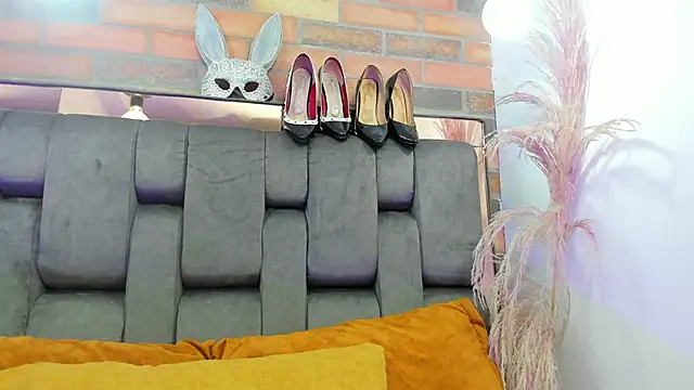 JESSYCORTES online show from 6, 10, 2025