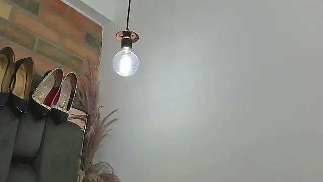 JESSYCORTES online show from 17, 10, 2025