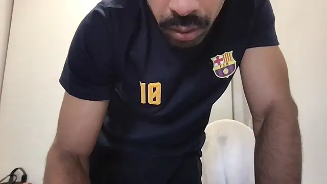 Lucascacaca online show from 13, 4, 2026