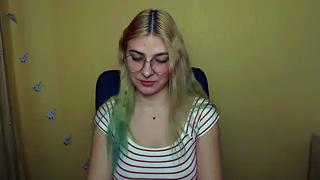 Luna Lush  online show from 18, 12, 2024