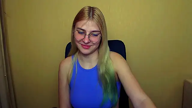 Luna Lush  online show from 31, 1, 2025