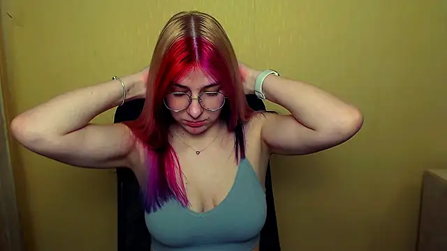 Luna Lush  online show from 15, 2, 2025