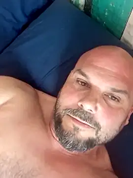 Javierchico online show from 8, 5, 2026