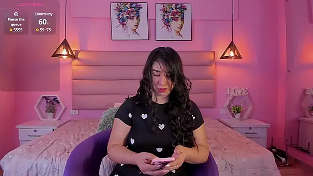 Katta Gil online show from 25, 2, 2025