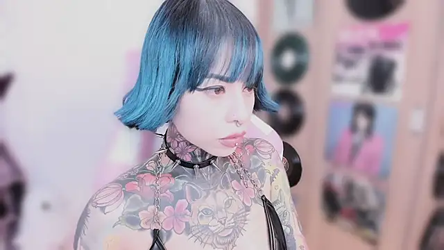 NikkiRamone online show from 9, 2, 2026