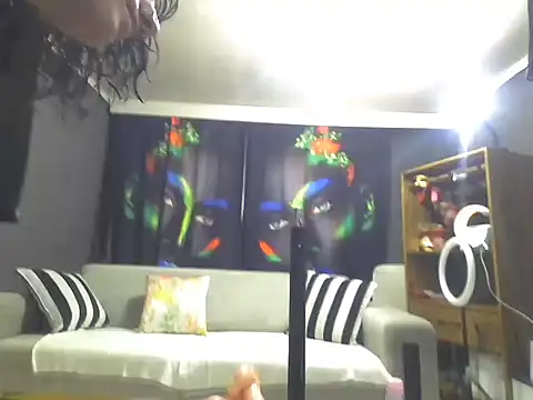 Bitter  online show from 20, 2, 2025