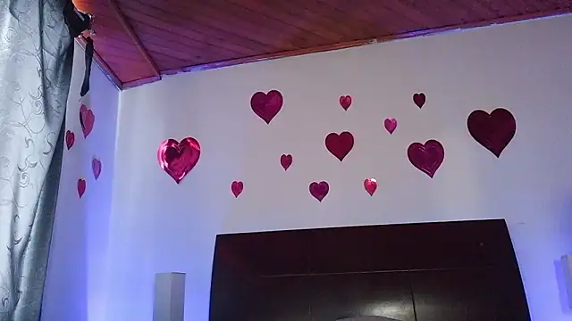 Snapshot of luccycollins_ chatting on 11, 2, 2026 luccycollins online show from 11, 2, 2026