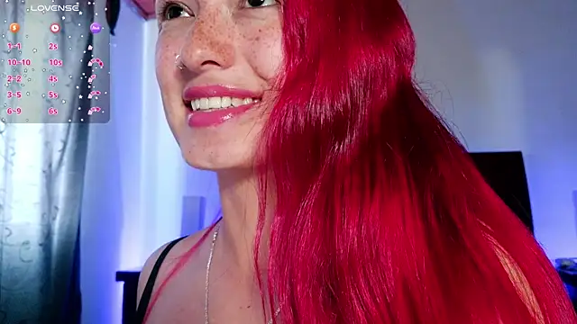 luccycollins  online show from 15, 7, 2026