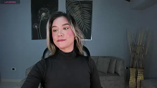 Snapshot of RebeccaHudson chatting on 23, 2, 2025 RebeccaHudson online show from 23, 2, 2025