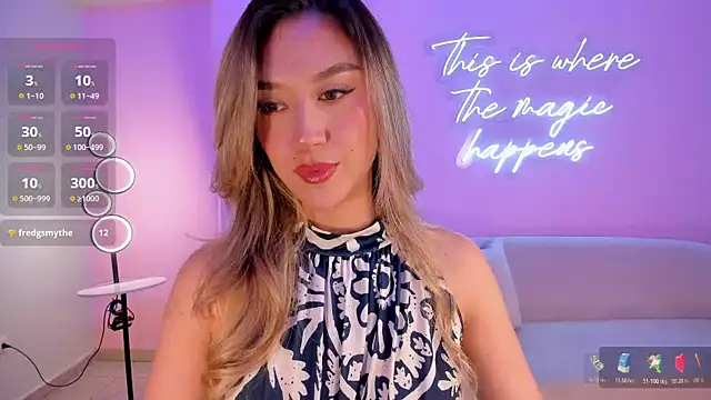 Snapshot of RebeccaHudson chatting on 26, 10, 2025 RebeccaHudson online show from 26, 10, 2025