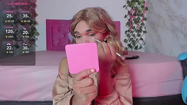 Snapshot of alexaa_cutee chatting on 23, 12, 2024 alexaa cutee online show from 23, 12, 2024