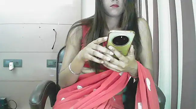 collage hoty online show from 2, 3, 2025