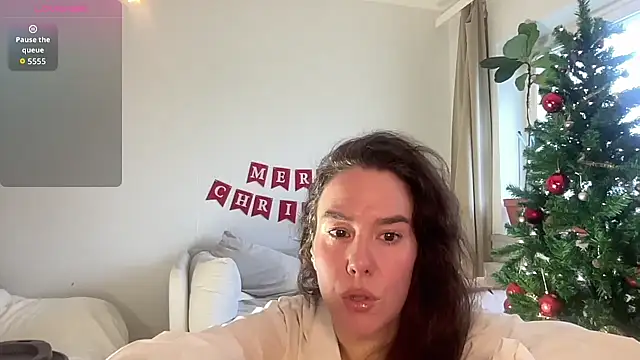 MilkyHoneyLullabies online show from 18, 12, 2025