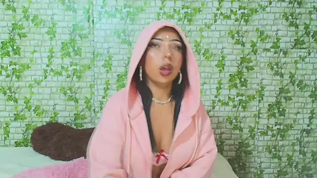 DafneMillers online show from 8, 3, 2025