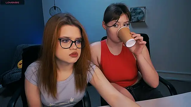 nikole kitt online show from 26, 2, 2025