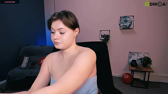 nikole kitt online show from 8, 3, 2025