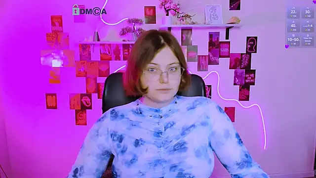 nikole kitt online show from 10, 4, 2026