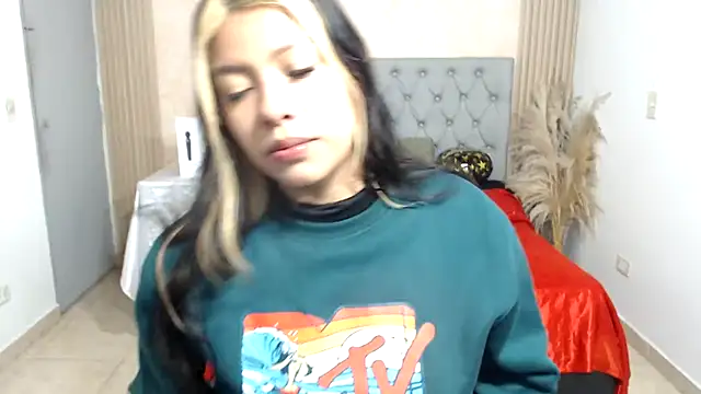 JESSYCHERNOBIL online show from 5, 4, 2026