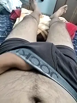 luckylads0037 online show from 28, 2, 2025