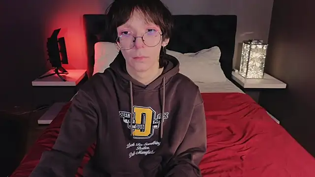 Snapshot of TommieH chatting on 1, 2, 2025 TommieH online show from 1, 2, 2025