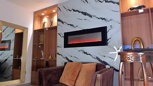 Keila Mendoza online show from 26, 11, 2025