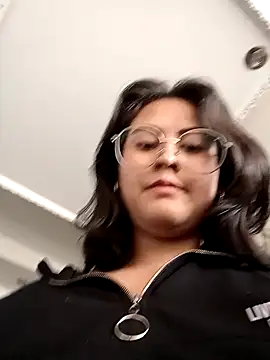 lara moon25 online show from 10, 12, 2024