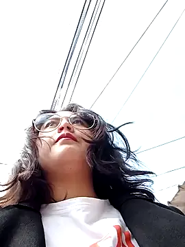 lara moon25 online show from 16, 1, 2025