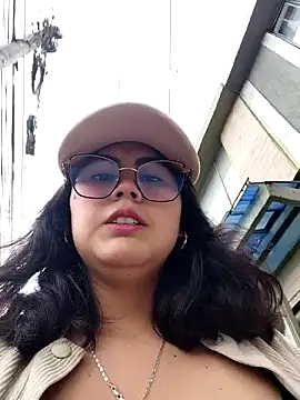 lara moon25 online show from 16, 1, 2026