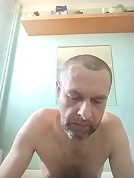 Andrzej-M online show from 5, 4, 2026