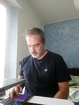 Snapshot of Marcolino183 chatting on 17, 12, 2025 Marcolino183 online show from 17, 12, 2025