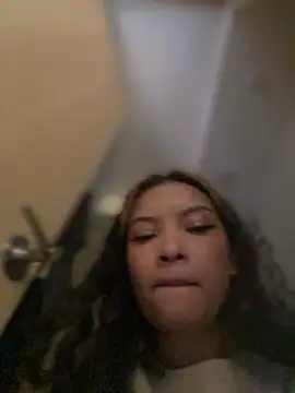 baby lizy online show from 14, 1, 2026