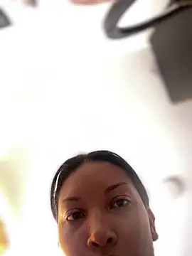 Snapshot of baby_lizy chatting on 1, 3, 2026 baby lizy online show from 1, 3, 2026