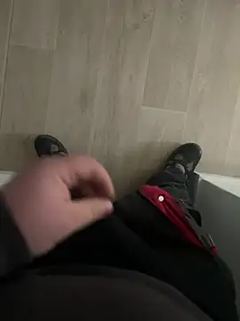 lescoquin2215 online show from 23, 1, 2025