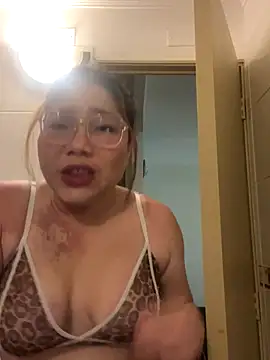 WhiteWomen online show from 16, 11, 2025