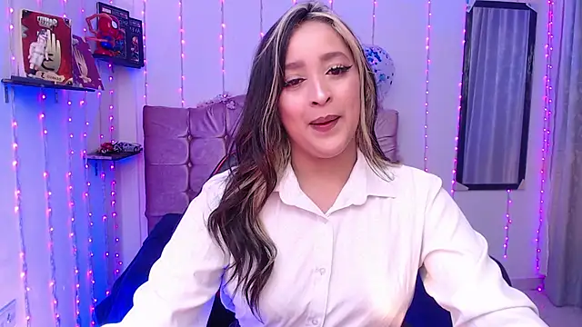 sapphire lilac online show from 6, 2, 2025